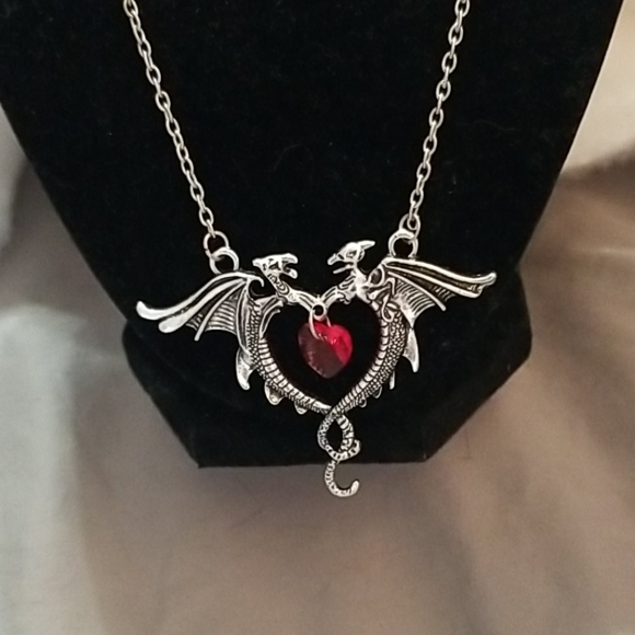 Necklace - Picture 1 of 1